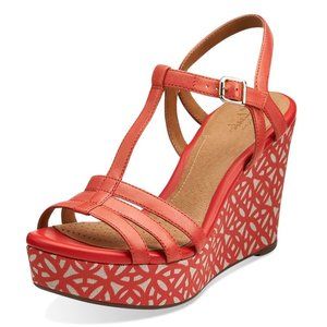 Clarks Women's Amelia Avery Wedge Sandal